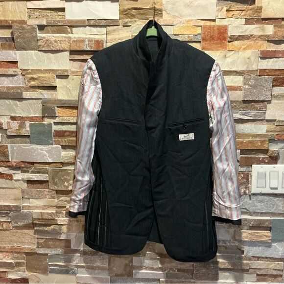 Hermes Black Sport Coat with Notched Lapel and Textured Fabric - Picture 8 of 11